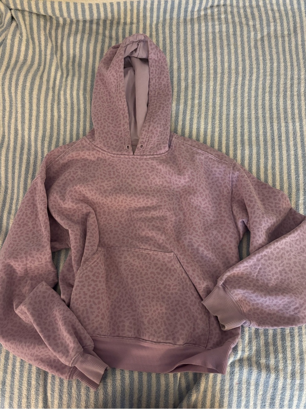 Fabletics Mauve Lavender Leopard-Print Hoodie